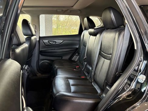 Used 2016 Nissan Rogue SL w/ SL Premium Package image 21