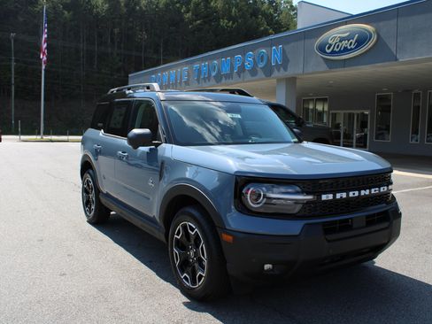 New 2025 Ford Bronco Sport Outer Banks w/ Outer Banks Tech Package+ image 1