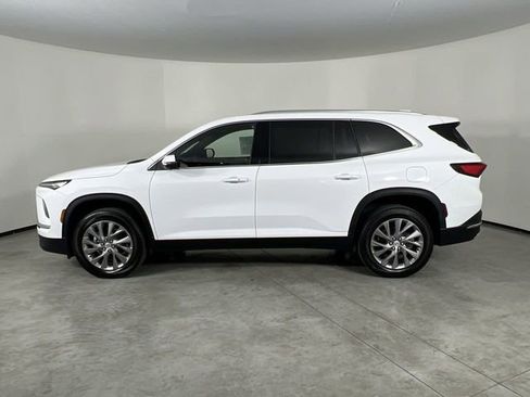 Used 2026 Buick Enclave Preferred FWD image 5