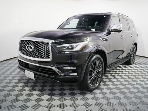 Used 2022 INFINITI QX80 Sensory w/ All-Season Package AWD/4WD image 1