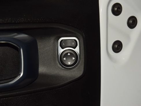 Used 2026 Jeep Wrangler Unlimited Rubicon AWD/4WD image 52