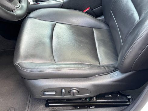 Used 2024 Chevrolet Malibu LT FWD image 28