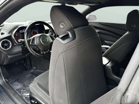Used 2019 Chevrolet Camaro SS image 25