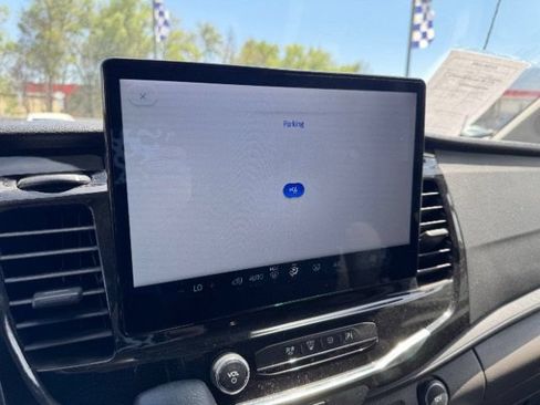 Used 2023 Ford Transit 350 XLT RWD image 31