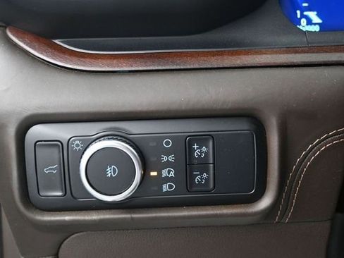 Certified 2023 Ford Explorer King Ranch w/ Technology Package AWD/4WD image 8