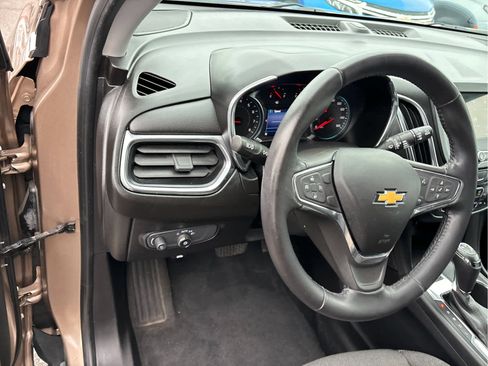 Used 2019 Chevrolet Equinox LT image 10