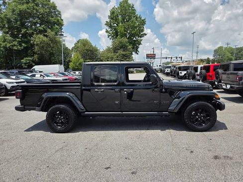 Used 2022 Jeep Gladiator Sport AWD/4WD image 10