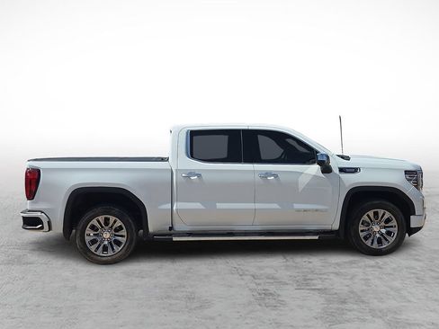 Used 2024 GMC Sierra 1500 Denali AWD/4WD image 12