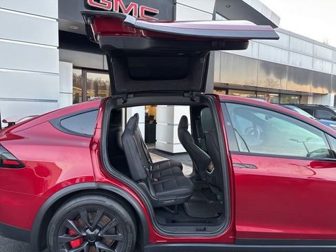 Used 2023 Tesla Model X image 14