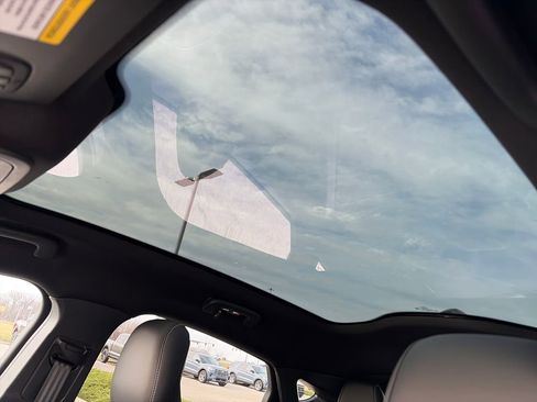 Used 2025 Ford Mustang Mach-E GT image 25