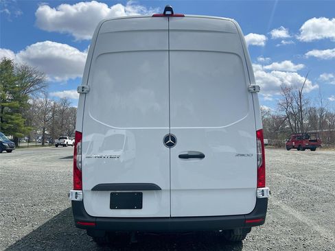 New 2025 Mercedes-Benz Sprinter 2500 image 5
