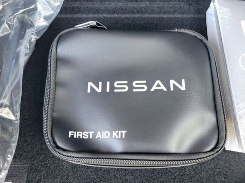 New 2026 Nissan Armada SL w/ Captain's Chari Seat Package image 37