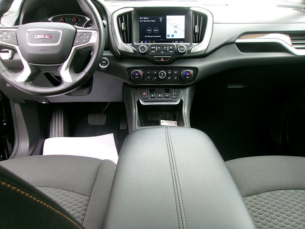 Used 2018 GMC Terrain SLE w/ Driver Convenience Package AWD/4WD image 13