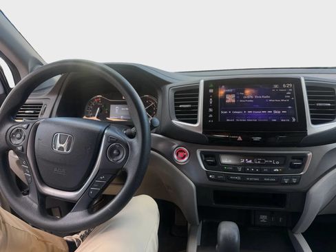 Used 2016 Honda Pilot EX image 14