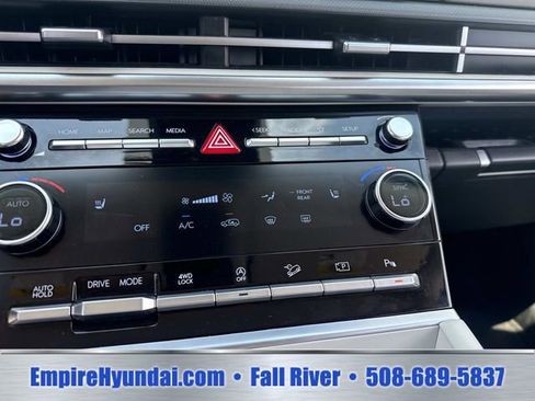 Used 2026 Hyundai Santa Fe SEL AWD/4WD image 23