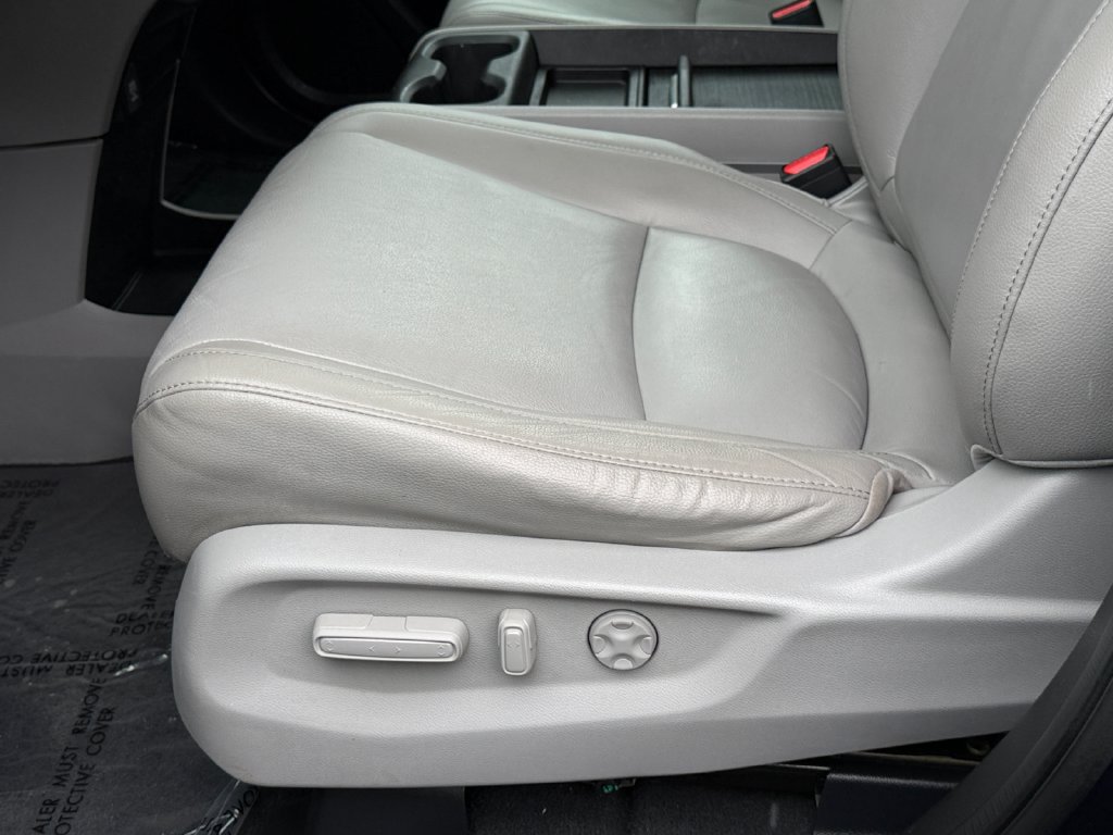 Used 2018 Honda Odyssey EX-L image 17
