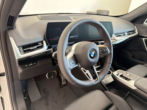 New 2026 BMW X1 xDrive28i w/ Technology Package AWD/4WD image 4