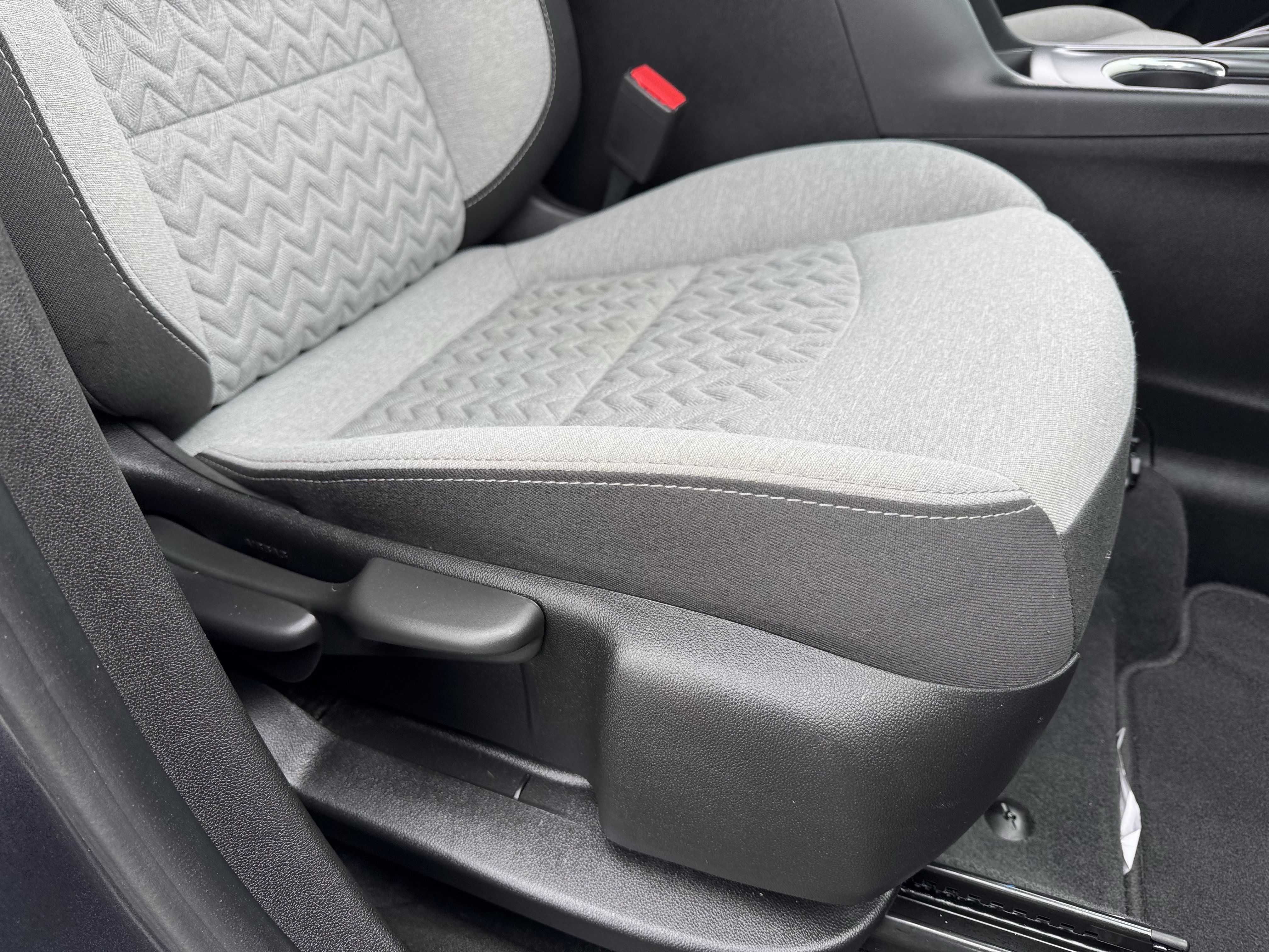 Certified 2022 Chevrolet Equinox LS AWD/4WD image 24