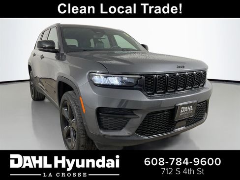 Used 2024 Jeep Grand Cherokee Altitude AWD/4WD image 1