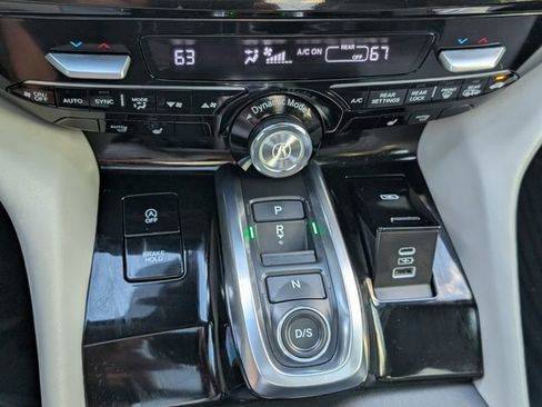Certified 2025 Acura MDX FWD w/ Technology Package image 25