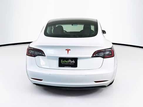 Used 2021 Tesla Model 3 Standard Range Plus image 7