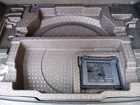 Used 2025 Subaru Forester Premium w/ Convenience Package #1 AWD/4WD image 17