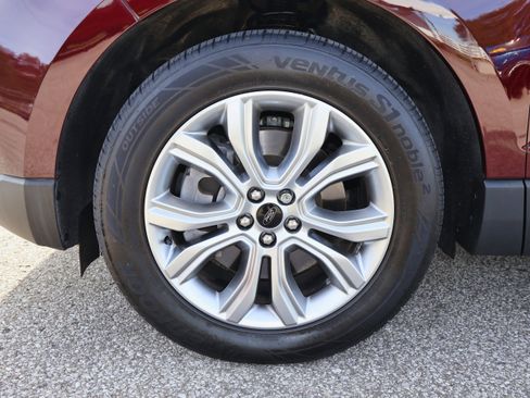 Used 2024 Ford Edge Titanium image 29