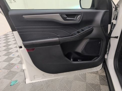 Used 2023 Ford Escape Active FWD image 34