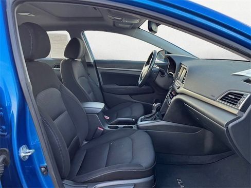 Used 2017 Hyundai Elantra Value Edition image 16