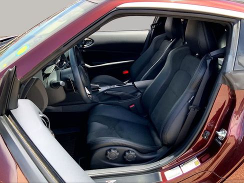 Used 2024 Nissan Z Performance w/ Floor Mat Package RWD image 8