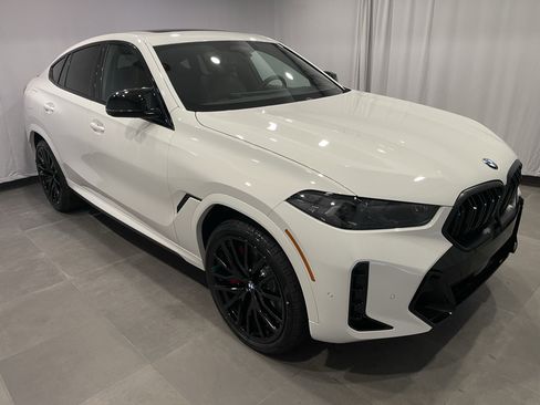 New 2026 BMW X6 M60i image 3
