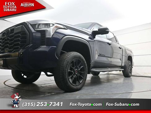 Used 2024 Toyota Tundra Limited AWD/4WD image 21