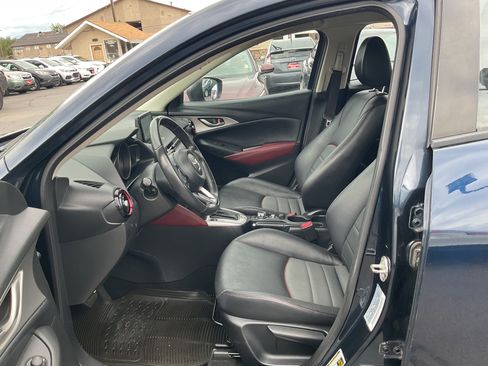 Used 2018 MAZDA CX-3 Touring AWD/4WD image 17