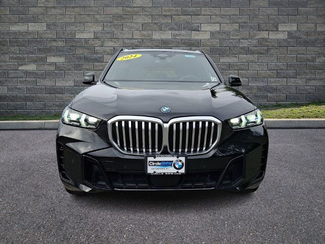 Used 2024 BMW X5 xDrive50e w/ M Sport Package AWD/4WD image 2