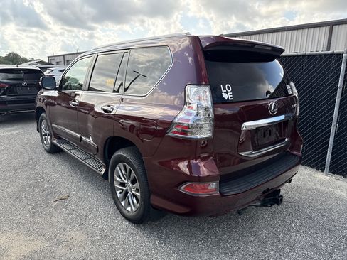 Used 2019 Lexus GX 460 Luxury AWD/4WD image 3