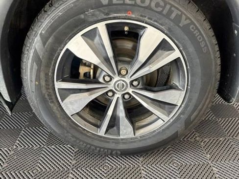 Certified 2019 Nissan Murano S w/ Cargo Package FWD image 6