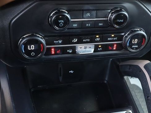 Used 2024 Ford Bronco Outer Banks image 30