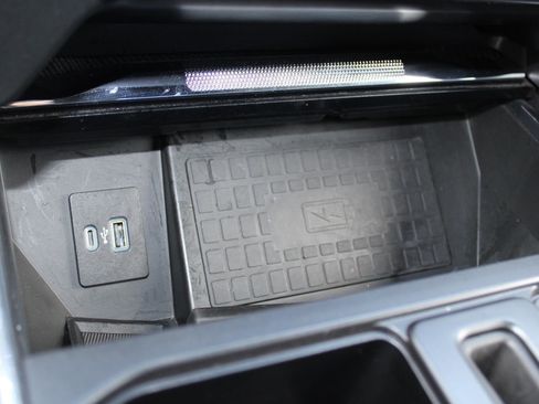 Used 2022 Ford F150 Platinum w/ Equipment Group 701A High image 27