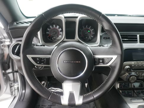 Used 2011 Chevrolet Camaro LT RWD image 15