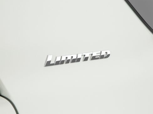 Used 2016 Toyota 4Runner Limited RWD image 60