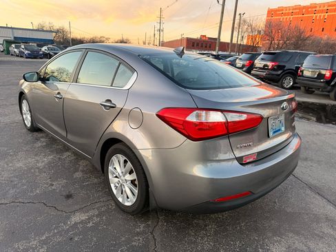 Used 2015 Kia Forte EX image 4