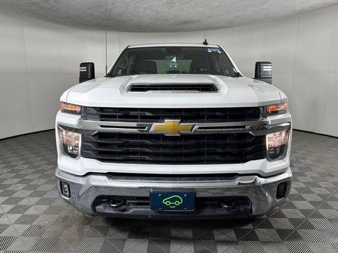 Certified 2025 Chevrolet Silverado 2500 LT w/ Convenience Package AWD/4WD image 2