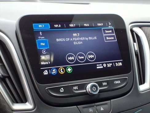 Used 2023 Chevrolet Malibu LS image 14