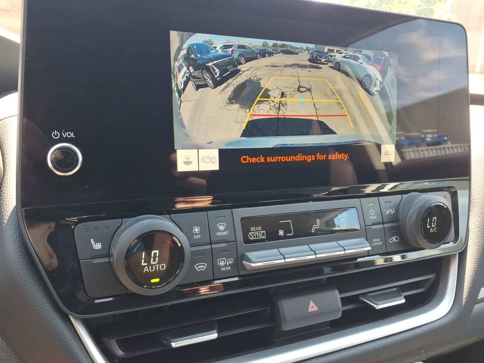 Used 2024 Toyota Grand Highlander AWD image 29