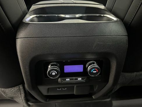 New 2026 Buick Enclave Sport Touring w/ Power Package image 32