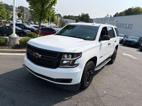 Used 2019 Chevrolet Tahoe LT RWD image 3