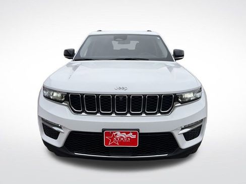 Used 2022 Jeep Grand Cherokee Limited 4xe w/ Luxury Tech Group II AWD/4WD image 2