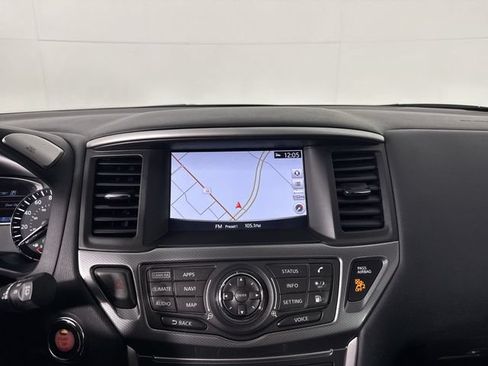 Used 2020 Nissan Pathfinder SL w/ Cargo Package AWD/4WD image 7