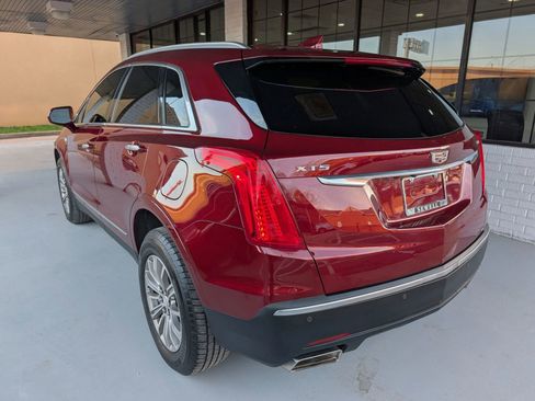 Used 2017 Cadillac XT5 Luxury w/ Driver Awareness Package image 3