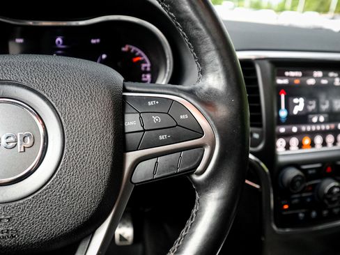 Used 2018 Jeep Grand Cherokee Limited AWD/4WD image 20